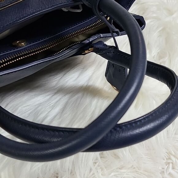 💯 Authentic Prada Safiano Lux Galeria MM  Size - Picture 5 of 16